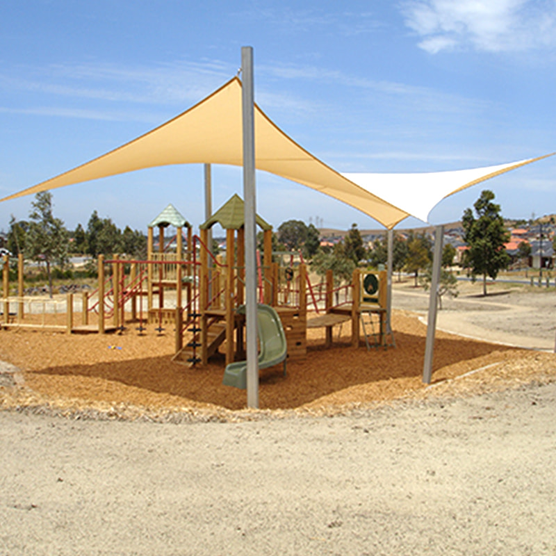 Voile d'ombrage extérieure en porte-à-faux